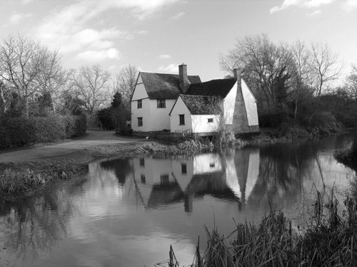 Picture is of Willie Lott's Cottage, Flatford, Suffolk