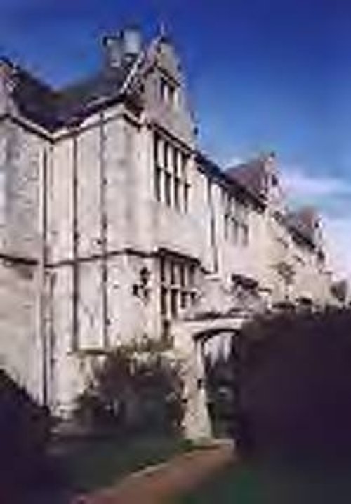 Yarnton Manor- Home to Oxford Scholars studying Jewish History.