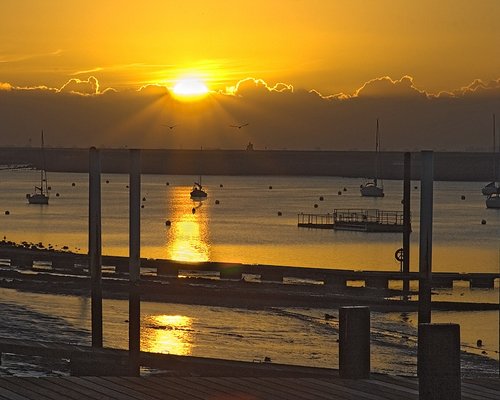 Views from the seawall early one morning. Burnham-on-Crouch, Essex