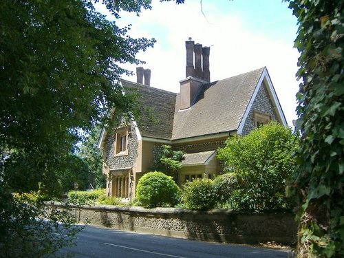 One of the many lovely houses & cottages found in Findon Village, West Sussex