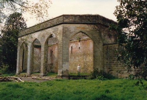 Chiddingstone Castle