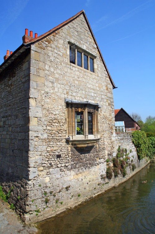 St Helen's Wharf, Thames embankment, Abingdon, Oxfordshire.