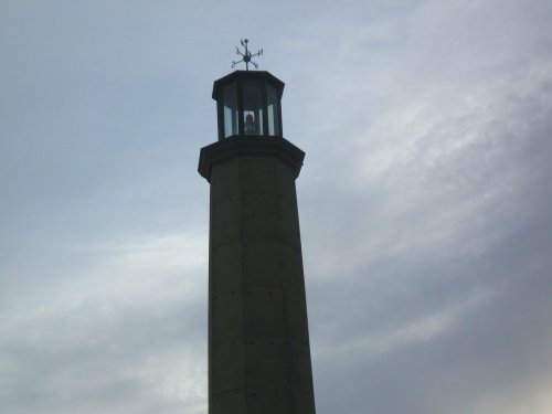 Lighthouse on the end of Margate pier.