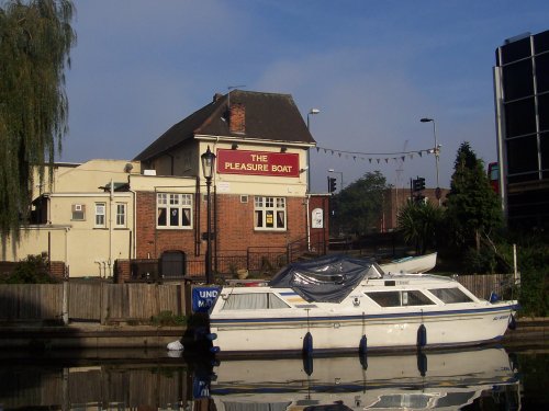 The Pleasure Boat viewed from the canal path. Alperton