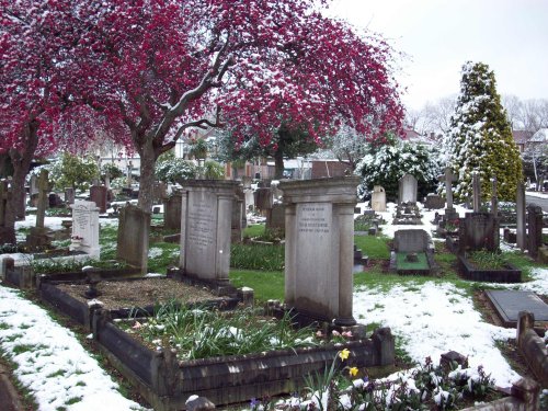 Alperton Cemetery