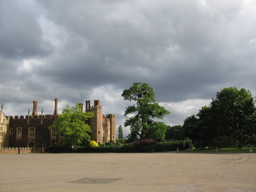 Hampton Court Palace & Gardens