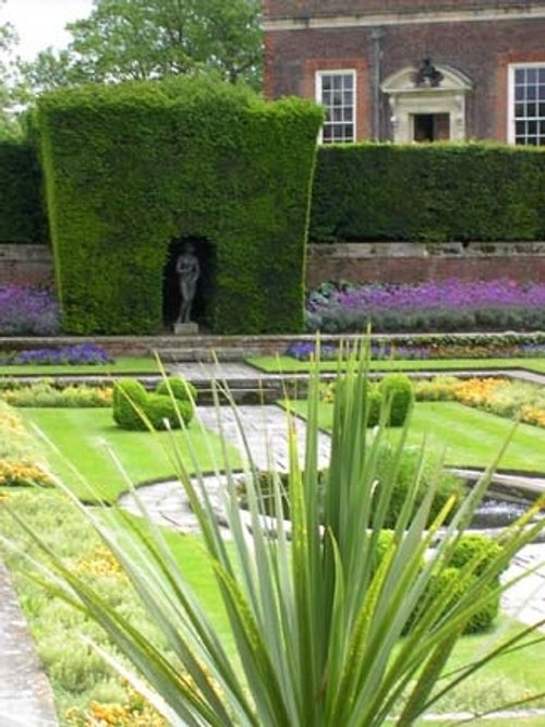 Hampton Court Palace & Gardens