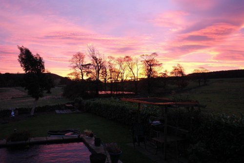 Sunrise over Wilshaw