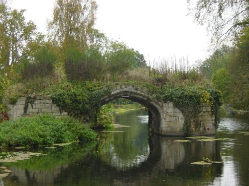 Bridge outside Warwick Castle (2)