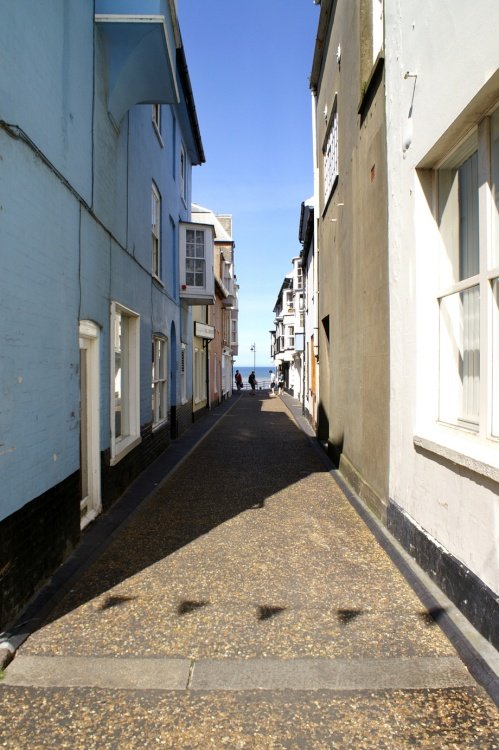 A narrow view of the sea.