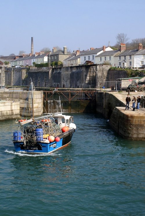 Coming in to unload.