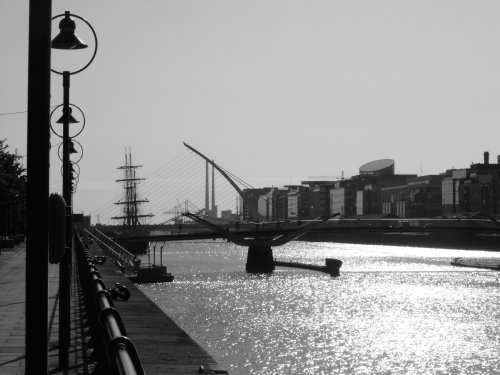 Custom House Quay