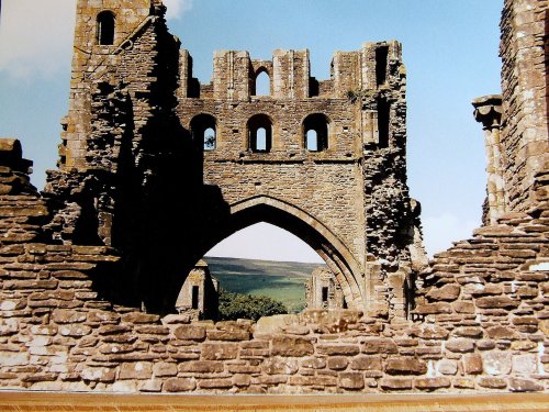 Llanthony Priory