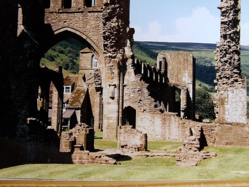 Llanthony Priory