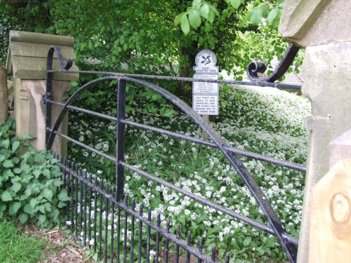 Riverside entrance to Ilam Park