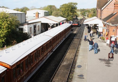 Golden Arrow Train at Sheffield Park Station