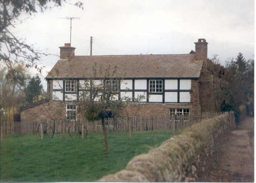 Mansell Gamage, half timbered cottage