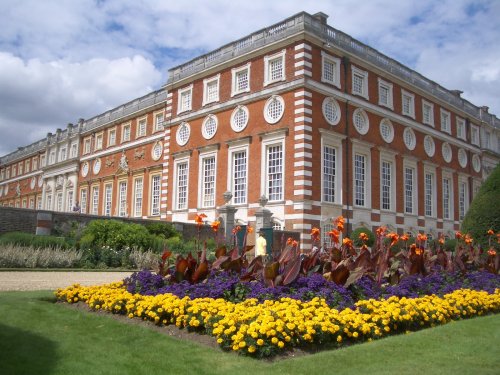 Hampton Court Palace & Gardens