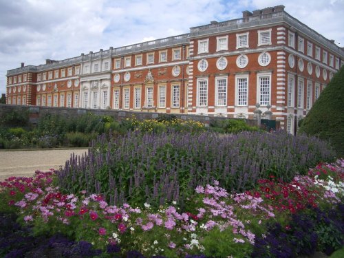 Hampton Court Palace & Gardens
