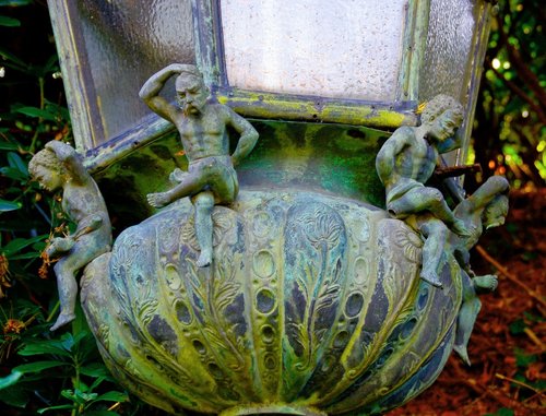 Compton Acres Gardens