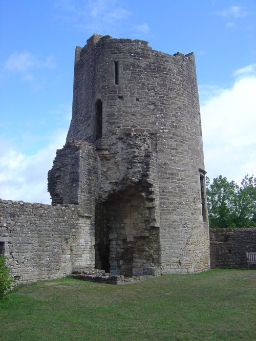 Farleigh Hungerford Castle