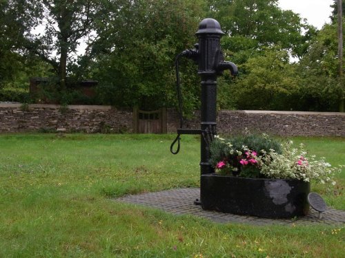 Village Green, Freeland