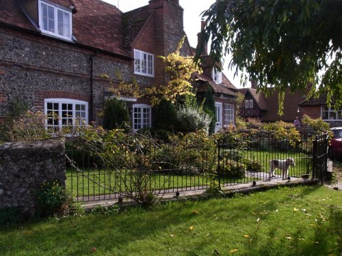 Guard dog?- Hambleden