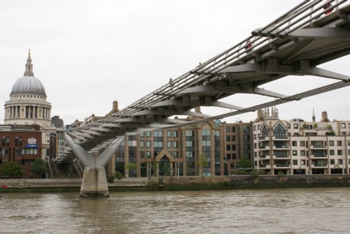 Bridge to St Paul's