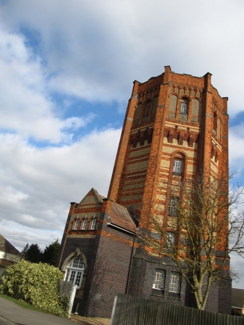 "Finedon Water Tower" by Rod Warner at