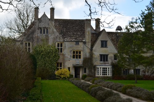 Avebury Manor House