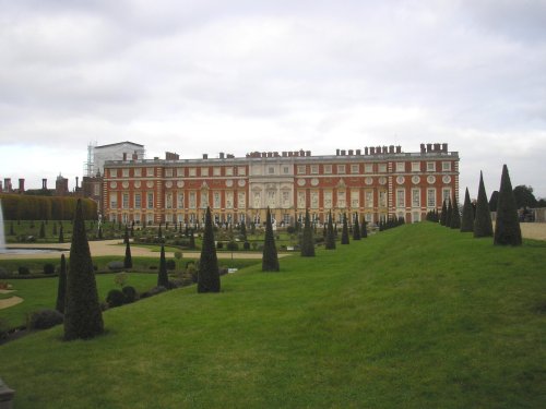 Hampton Court Palace & Gardens