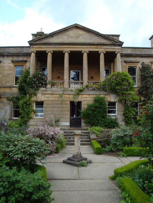 Kiftsgate Court Garden