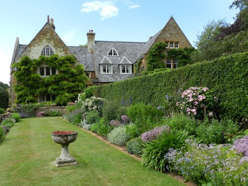 Coton Manor Wildlife Garden