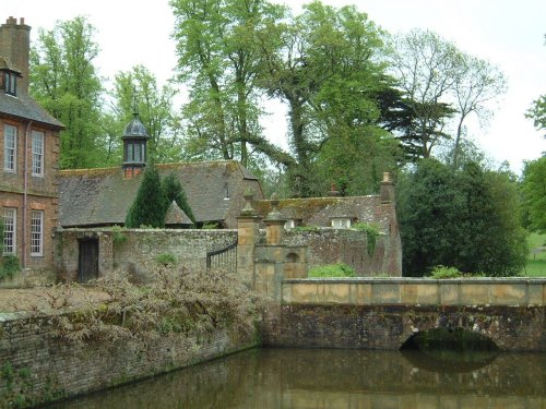 Groombridge Place Gardens