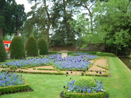 Groombridge Place Gardens