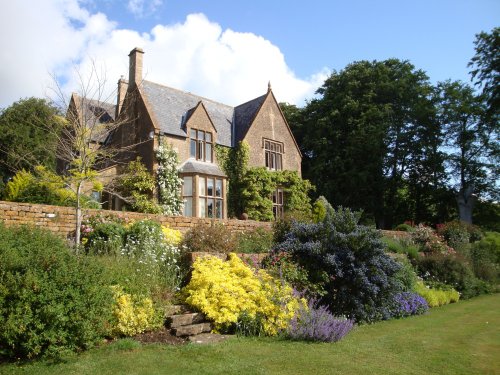 Pendomer House, June 2009
