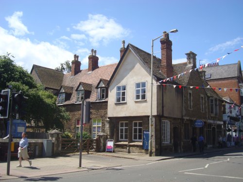 High Street, the Flore's House