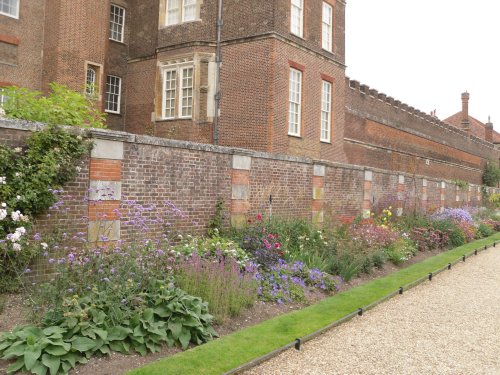 Hampton Court Palace & Gardens