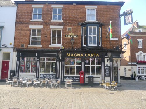 The Magna Carta, Lincoln