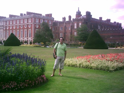 Hampton Court Palace & Gardens