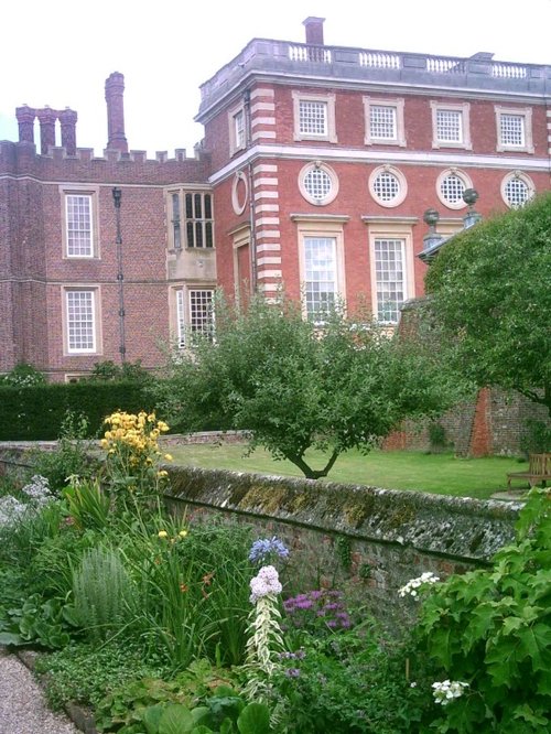 Hampton Court Palace & Gardens