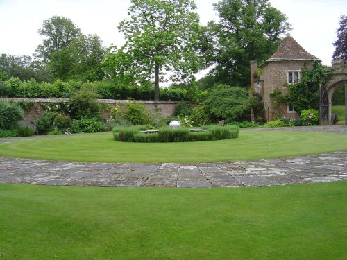 Cranborne Manor Gardens