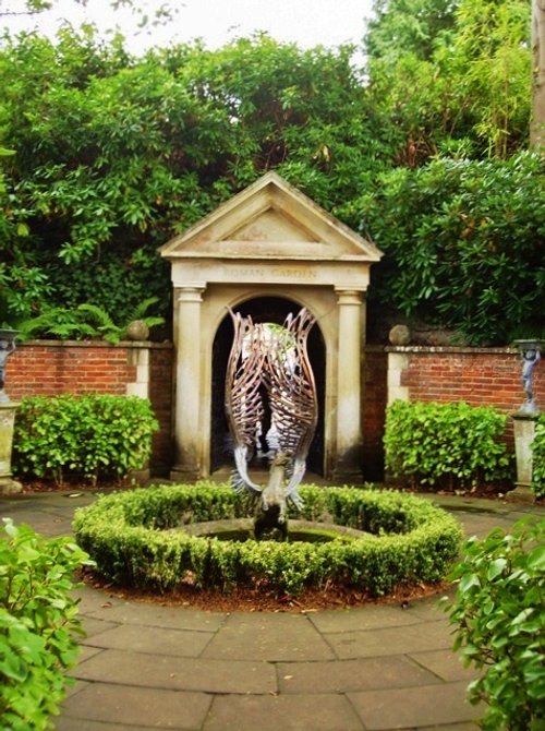 Compton Acres Gardens