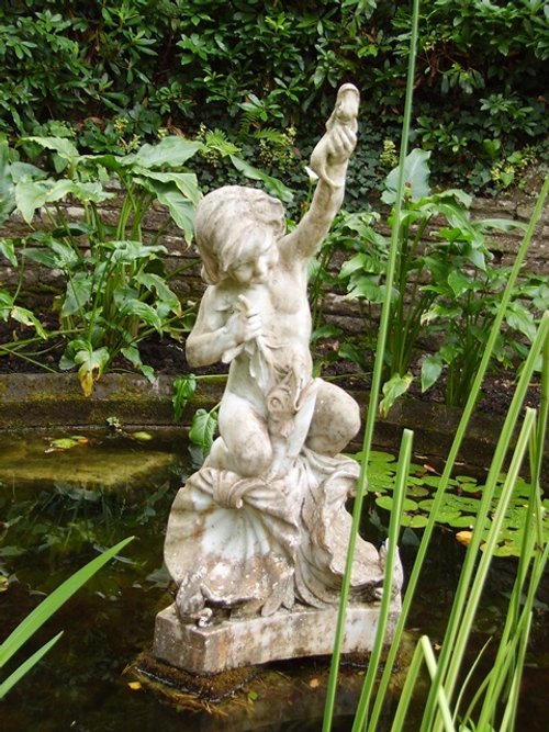 Compton Acres Gardens