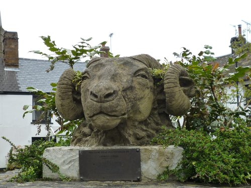 A Statue to remember