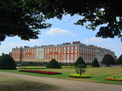 Hampton Court Palace & Gardens