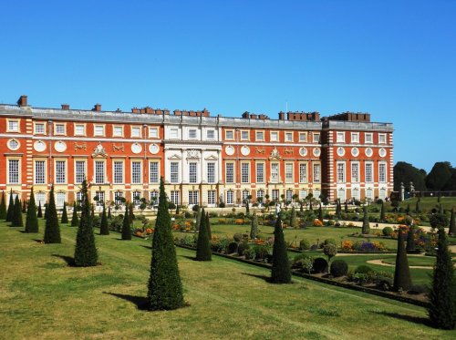 Hampton Court Palace & Gardens