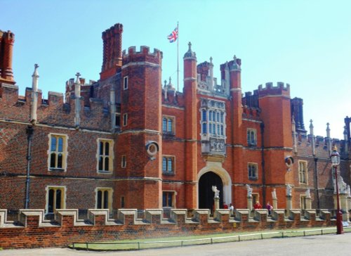 Hampton Court Palace & Gardens