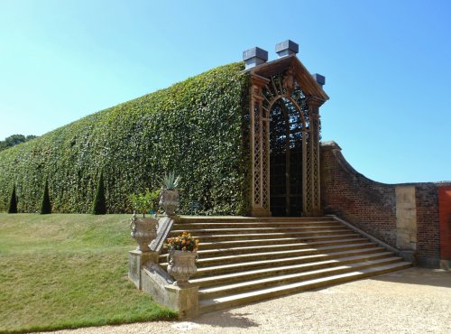 Hampton Court Palace & Gardens