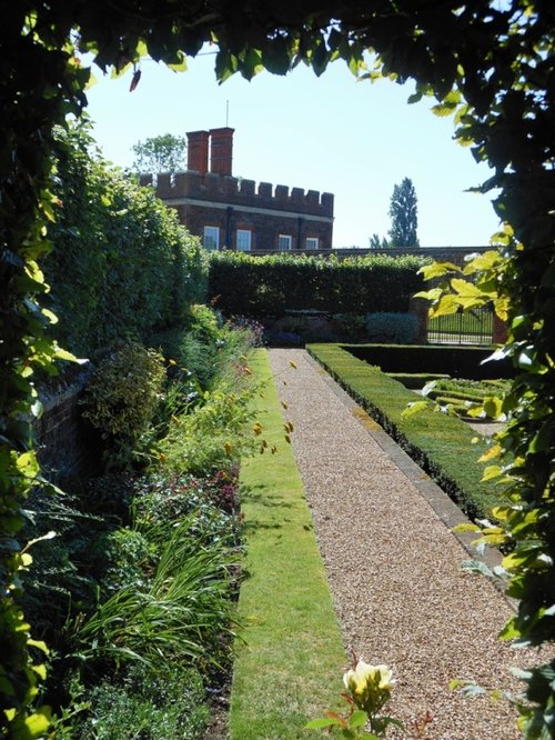 Hampton Court Palace Gardens